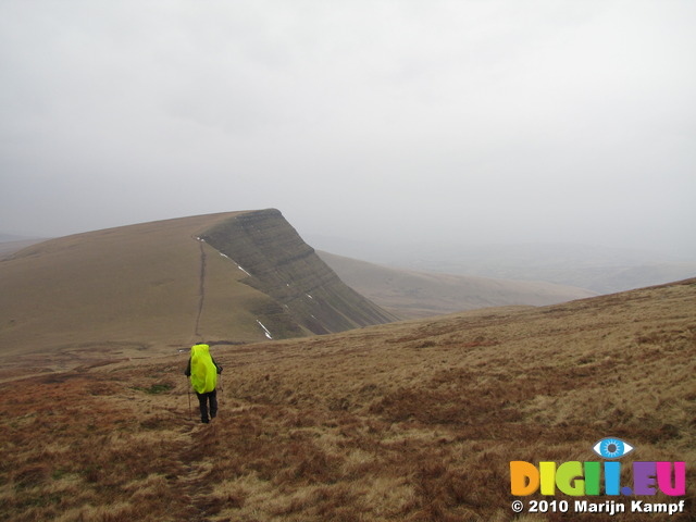 SX13115 Wouko hiking over Bannau Sir Gaer